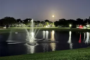 2029 Cambridge B, Deerfield Beach, FL 33442 - Photo 30