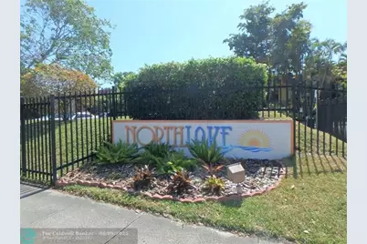780 NE 199th St, Unit #E 101, Miami, FL 33179 - Photo 2