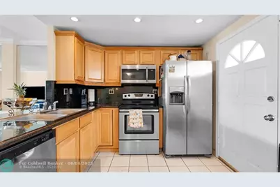 3725 NE 169th St, Unit #207, North Miami Beach, FL 33160 - Photo 2