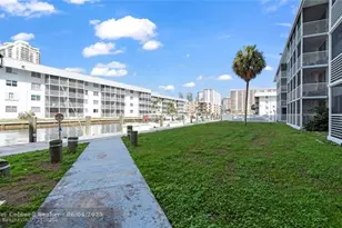 3725 NE 169th St, North Miami Beach, FL 33160 - Photo 16