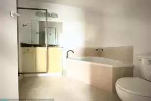 1830 Radius Dr, Hollywood, FL 33020 - Photo 10