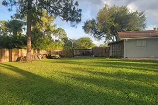 11223 Sunset Blvd, Royal Palm Beach, FL 33411 - Photo 36