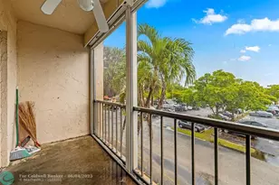 8260 SW 24th St, North Lauderdale, FL 33068 - Photo 8