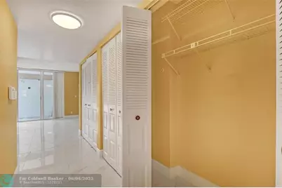 6850  10th Ave, Unit #101, Lake Worth, FL 33467 - Photo 8