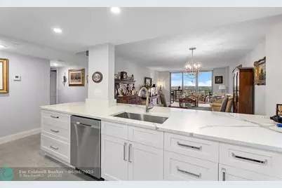 1150  Hillsboro Mile, Unit #905, Hillsboro Beach, FL 33062 - Photo 2