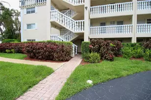 3475 Brokenwoods Dr, Coral Springs, FL 33065 - Photo 16