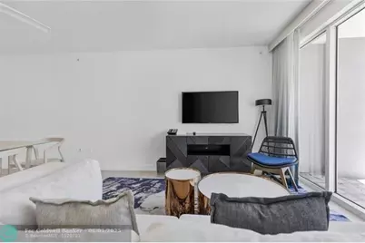 3101  Bayshore Dr, Unit #501, Fort Lauderdale, FL 33304 - Photo 4