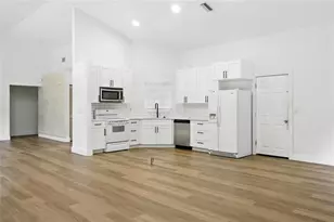 5172 NW 53rd Ave, Coconut Creek, FL 33073 - Photo 6