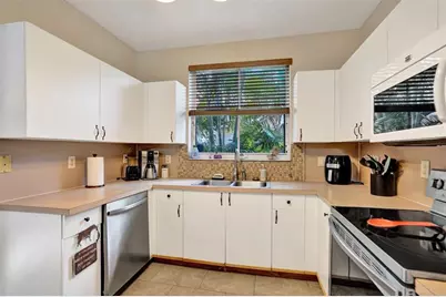 219  Riverwalk Cir, Unit #219, Sunrise, FL 33326 - Photo 6