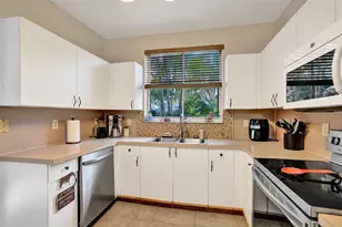 219 Riverwalk Cir, Sunrise, FL 33326 - Photo 6