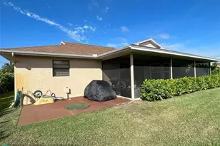 2232 SE Longhorn Ave, Port Saint Lucie, FL 34952 - Photo 32