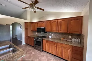 2232 SE Longhorn Ave, Port Saint Lucie, FL 34952 - Photo 16