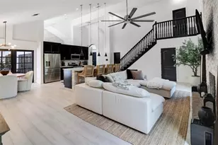 8250 NW 49th Manor, Coral Springs, FL 33067 - Photo 10