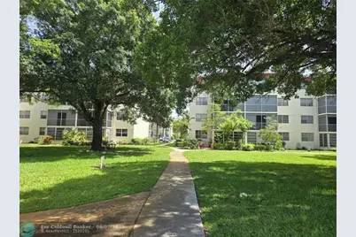 3000 NW 48th Ter, Unit #430, Lauderdale Lakes, FL 33313 - Photo 12