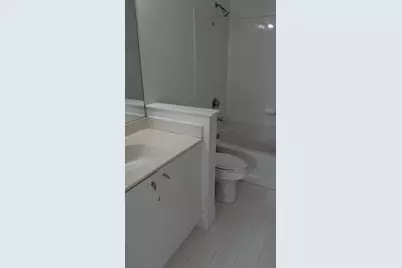 5800 W Sample Rd, Unit #307, Coral Springs, FL 33067 - Photo 10