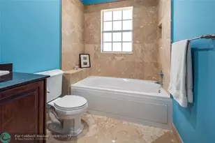 1400 NE 24th St, Wilton Manors, FL 33305 - Photo 12