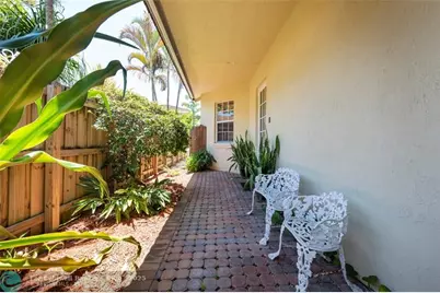 1400 NE 24 St., Unit #1400, Wilton Manors, FL 33305 - Photo 2