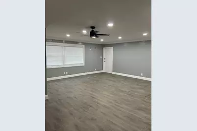 401 SW 73rd Avenue, North Lauderdale, FL 33068 - Photo 2