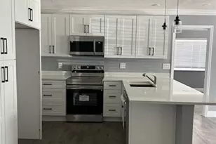 401 SW 73rd Ave, North Lauderdale, FL 33068 - Photo 4