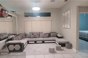 4070 Palmetto Trail, Weston, FL 33331 - Photo 2