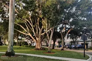 4070 Palmetto Trail, Weston, FL 33331 - Photo 24