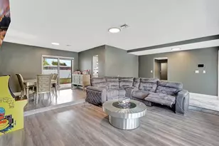 4709 Washington St, Hollywood, FL 33021 - Photo 4