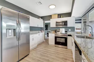 4709 Washington St, Hollywood, FL 33021 - Photo 12