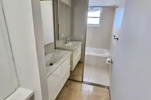 3199 S Ocean Dr, Hallandale Beach, FL 33009 - Photo 16