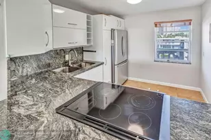 3199 S Ocean Dr, Hallandale Beach, FL 33009 - Photo 4