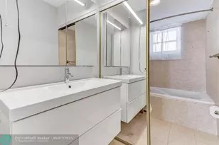 3199 S Ocean Dr, Hallandale Beach, FL 33009 - Photo 18