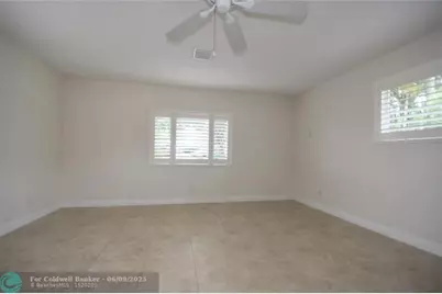 1911 NE 41st St, Oakland Park, FL 33308 - Photo 40