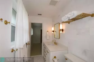 1911 NE 41st St, Oakland Park, FL 33308 - Photo 24