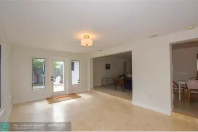 1911 NE 41st St, Oakland Park, FL 33308 - Photo 8