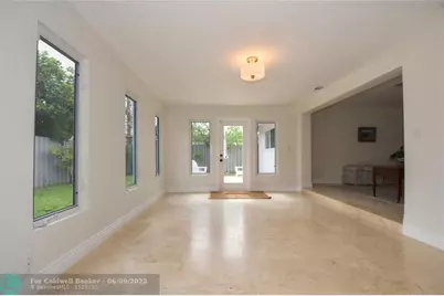 1911 NE 41st St, Oakland Park, FL 33308 - Photo 20