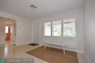 1911 NE 41st St, Oakland Park, FL 33308 - Photo 6