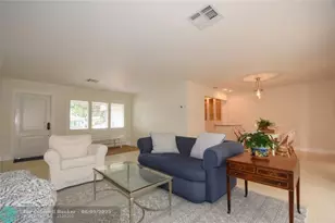 1911 NE 41st St, Oakland Park, FL 33308 - Photo 10