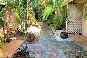 715 SW 14th Ave, Fort Lauderdale, FL 33312 - Photo 2