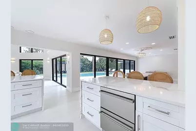 5100  Pineview Cir, Delray Beach, FL 33445 - Photo 20