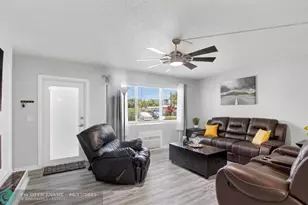 435 Durham O, Deerfield Beach, FL 33442 - Photo 2