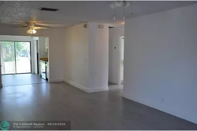 4306  Royal Banyan Way, Unit #C-9, Lake Worth, FL 33461 - Photo 2