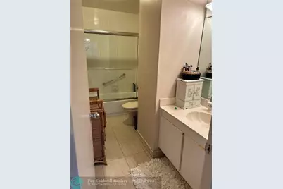 7650 NW 79th Ave, Unit #M5, Tamarac, FL 33321 - Photo 8