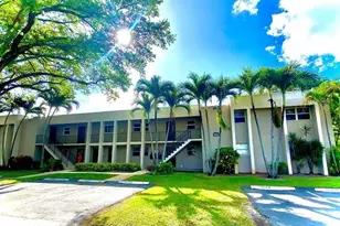 8512 Old Country Manor, Davie, FL 33328 - Photo 1