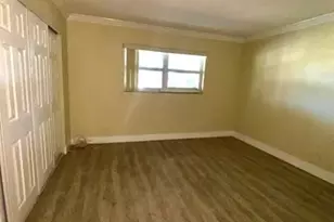 8512 Old Country Manor, Davie, FL 33328 - Photo 6