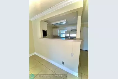 8512  Old Country Mnr, Unit #231, Davie, FL 33328 - Photo 4