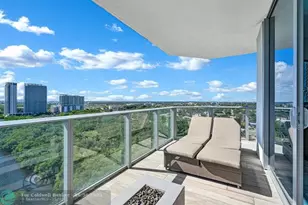 17111 Biscayne Blvd, North Miami Beach, FL 33160 - Photo 12