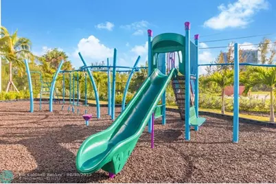 17111  Biscayne Blvd, Unit #1702, North Miami Beach, FL 33160 - Photo 36