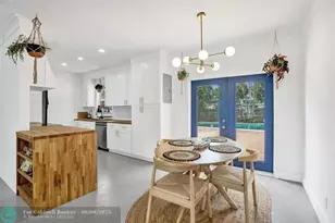 810 SW 26th Ct, Fort Lauderdale, FL 33315 - Photo 8