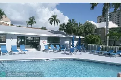 460  Paradise Isle Blvd, Unit #301, Hallandale Beach, FL 33009 - Photo 20