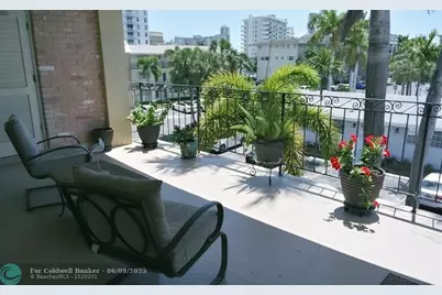 460  Paradise Isle Blvd, Unit #301, Hallandale Beach, FL 33009 - Photo 26