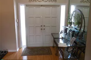 8706 NW 83rd St, Tamarac, FL 33321 - Photo 4